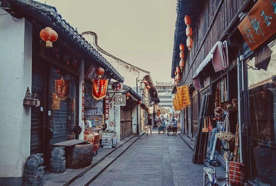 职场中与人相处太直真的不好吗？